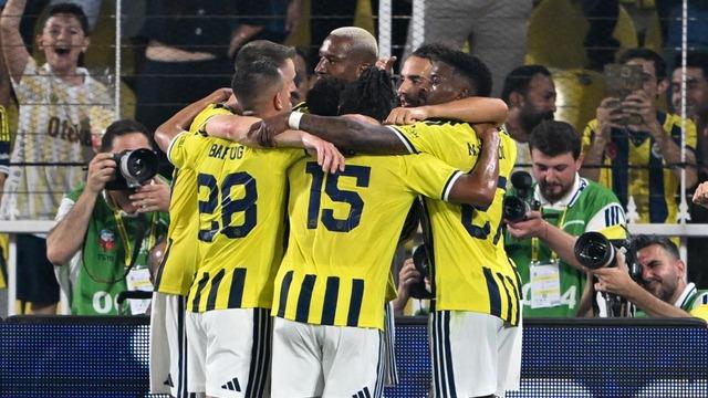 Fenerbahçe’de Sturm Graz Mesaisi: Kante Listede Yok!
