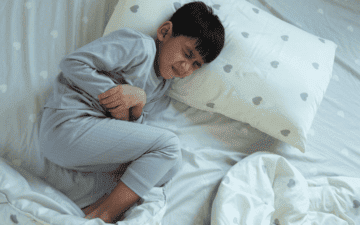 çocuk karın ağrısı
