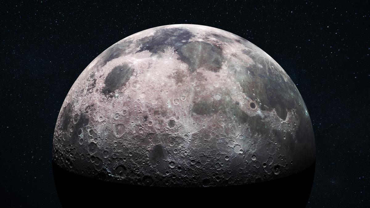 SpaceX’in Üst Kademe Ay’a 5.400 Mil Hızla Çarptı: NASA’ya Tehlike Yok